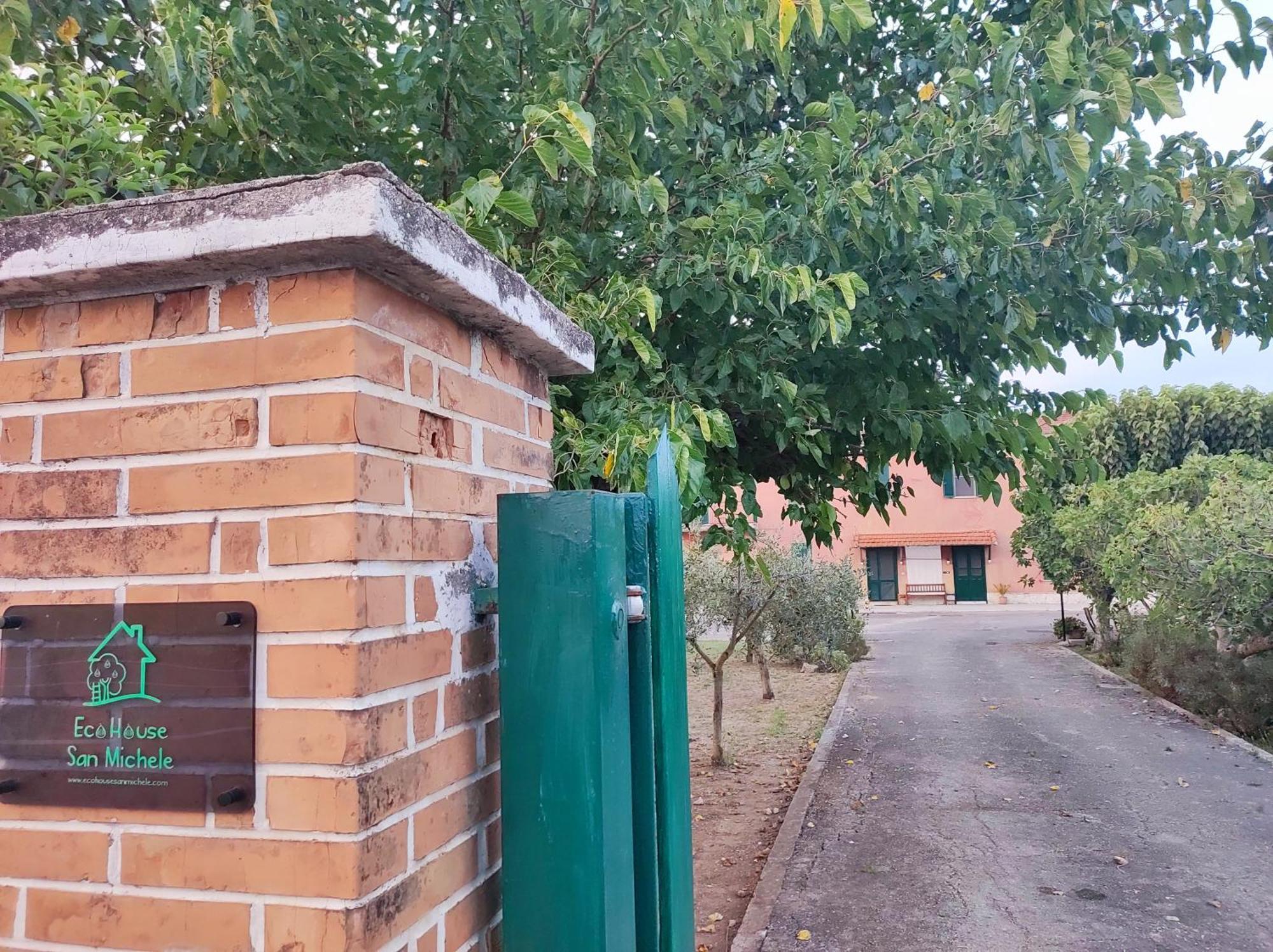 Eco House San Michele Pansiyon Borgo San Michele  Dış mekan fotoğraf